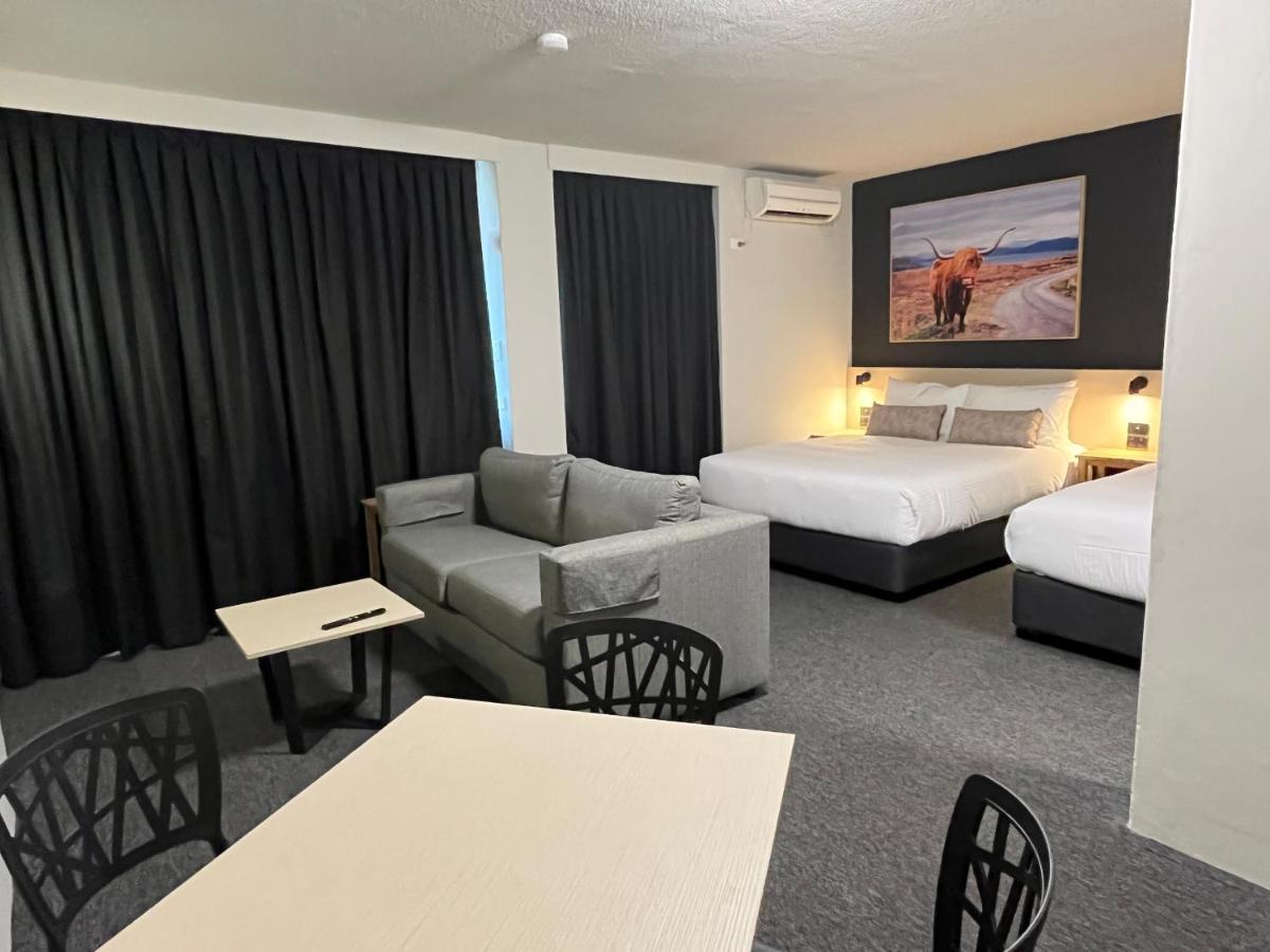 Nightcap At Barkly Hotel Mount Isa Buitenkant foto